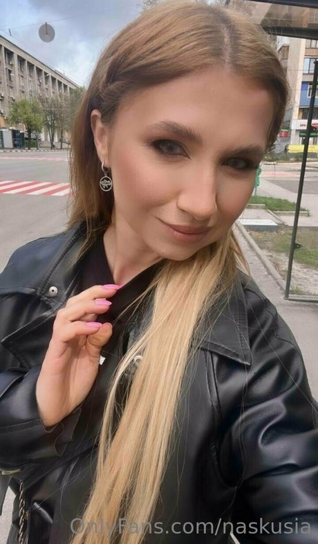 naskusia star adult pictures