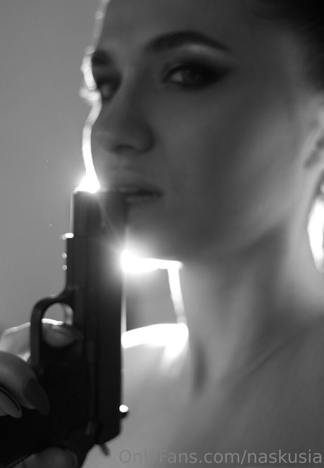 naskusia model beautiful galleries