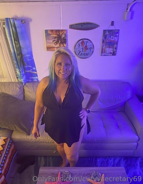 curvysecretary69 nudes pornstar pics