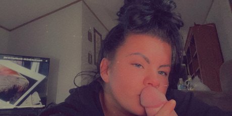 katiee0102 model nude images