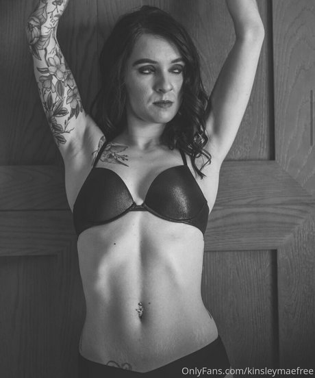 kinsleymaefree pretty model archive