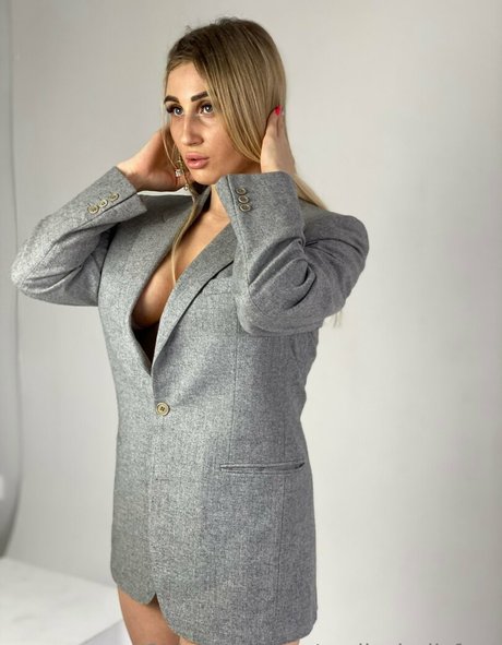 yourdarcy exclusive model photos