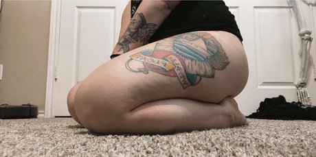 crybbykittenn sex actress photo