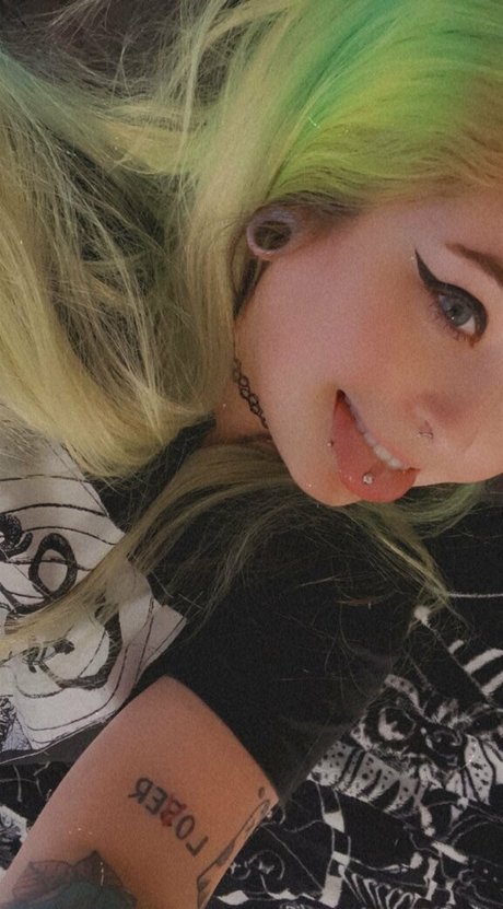 crybbykittenn star perfect image