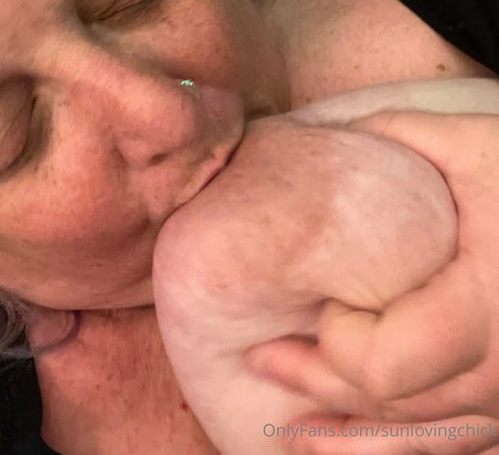 sunlovingchick pornstar xxx archive