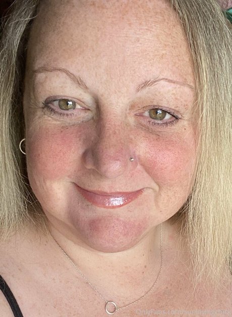 sunlovingchick art model img