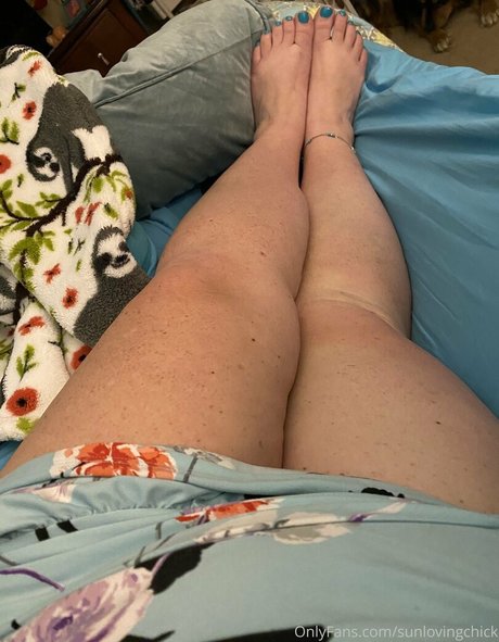 sunlovingchick pornstar adult picture