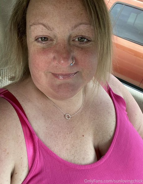 sunlovingchick model nudes image