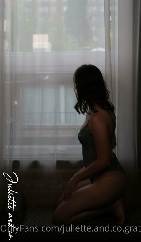 effywhite gratuit high quality model photo