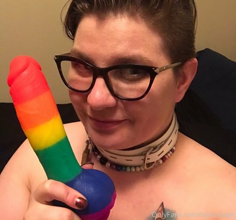 taylorpayn sex model picture