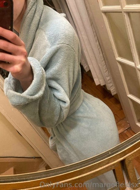 margofieldsx naked actress photos