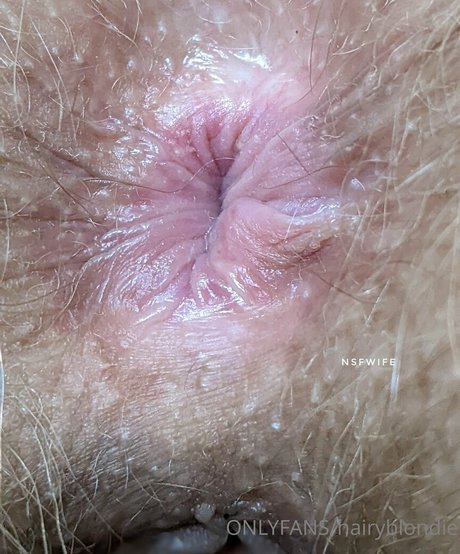 Hairyblondie xxx model images