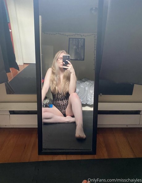 young milf onlyfans hd img