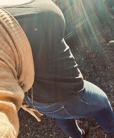 Michele Moon star top img