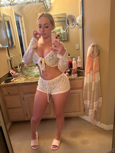 therealjuicy2 perfect actress archive