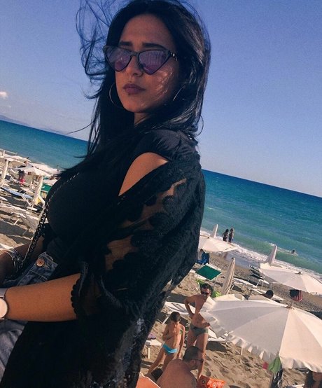 Rita Senatore star free images