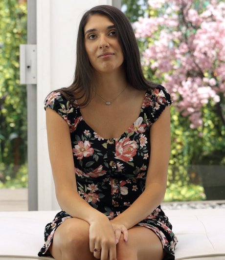 Aria Sloane sex star gallery