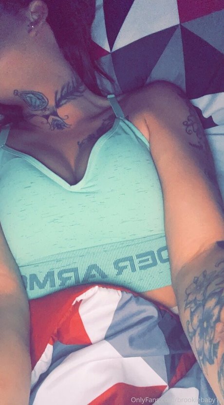 brookiebaby12 model adult photo