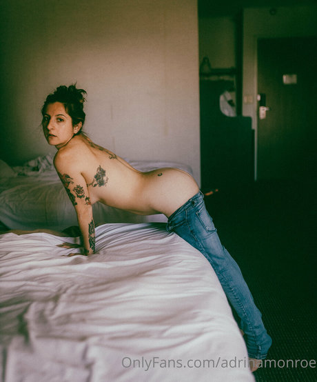 adrinamonroe model adult picture
