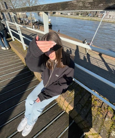 Alisa juric sexy star gallery