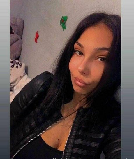 gretatwenty perfect actress photos