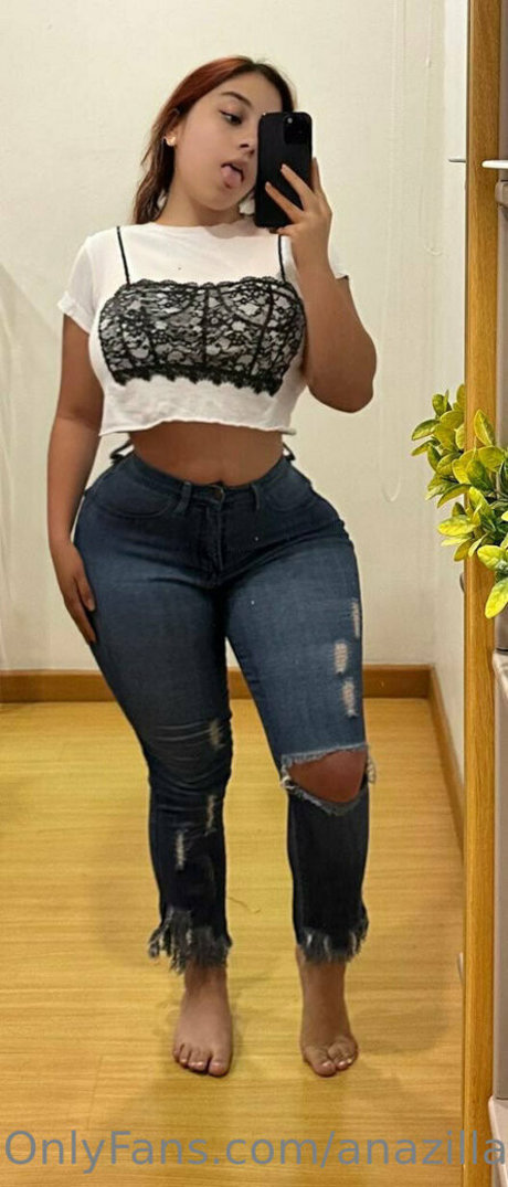 anazillap high quality pornstar image