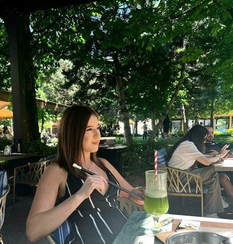 alexaon01 nice pornstar img