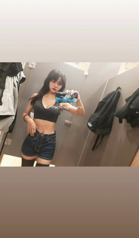 Kuro Emma nudes model images