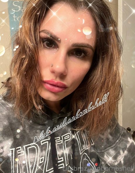 lilybrazilianbombshell sexy pornstar gallery