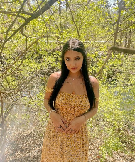 Alison Rainer hd pornstar img