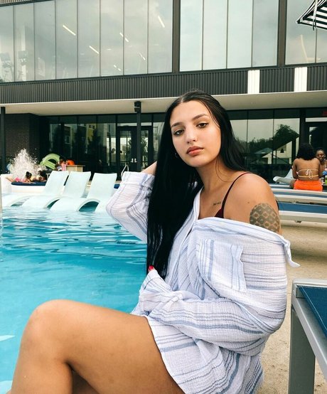 Alison Rainer star best photo