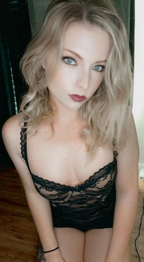 DearJess exclusive model img