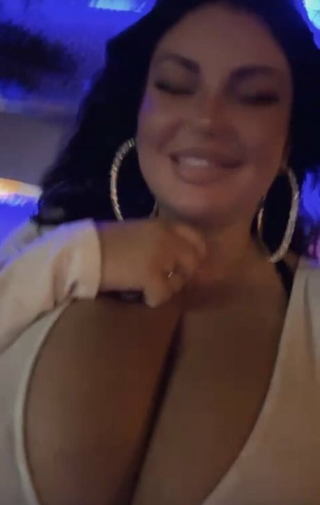 Mila Pink pornstar erotic gallery