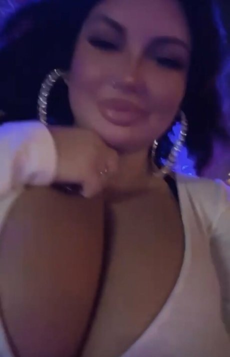 Mila Pink pornstar hd image