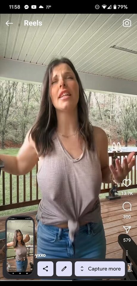 lindzeexxo1 nice actress galleries