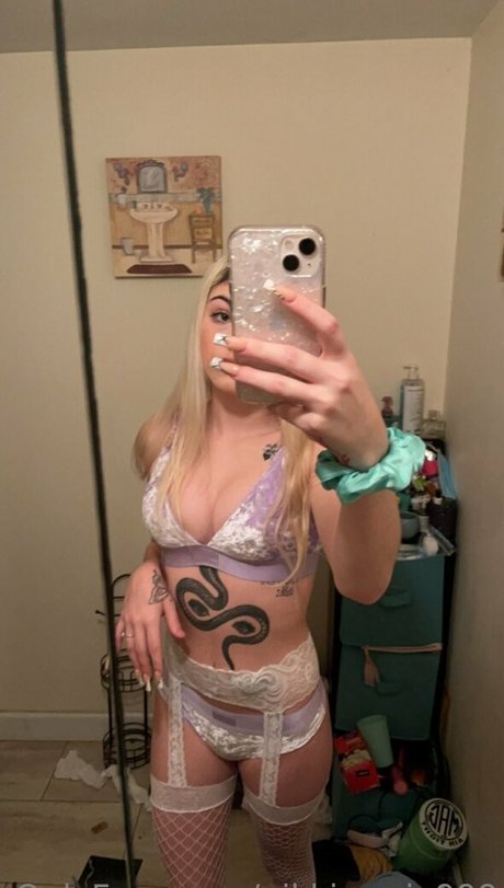 nikkimarie999 exclusive model picture