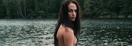 Alicia Vikander star nudes photo