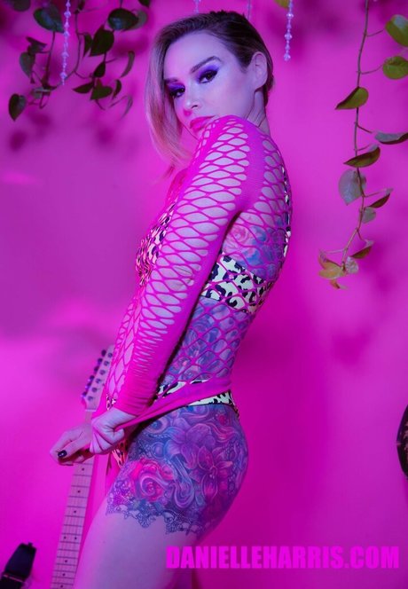 Danielle Harris free model img