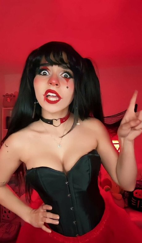 Oxythoughtin pornographic actress pic