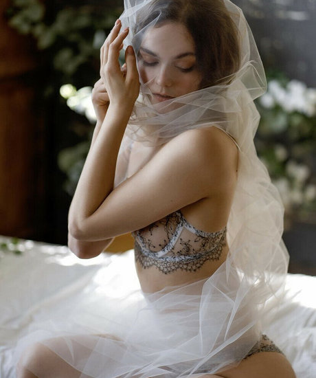 ineedmary pornographic star img