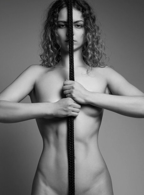 ineedmary model nude galleries