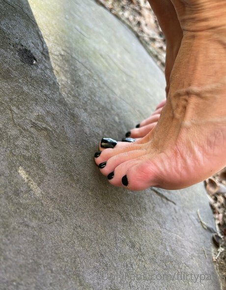 flirtypaws star erotic gallery