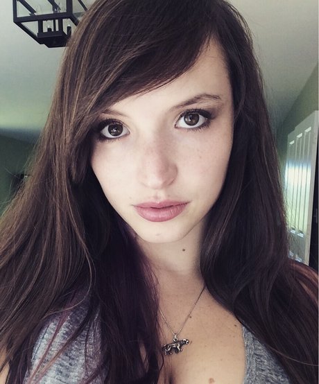 Kylie Keeton naked star photo