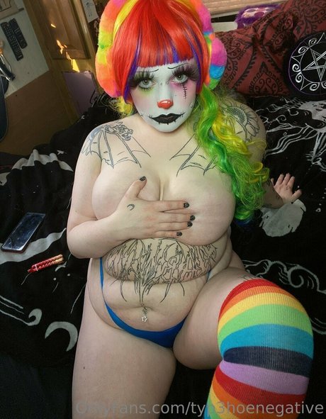 typ3hoenegative model top pics