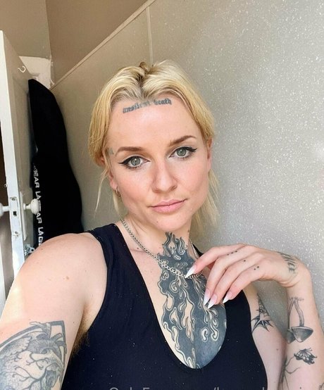 lavenderquinn star pornographic archive