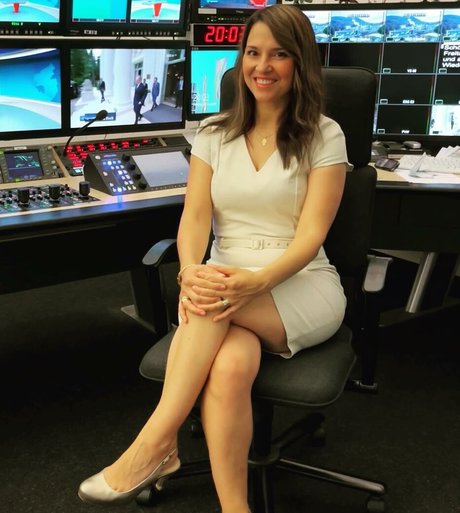 Fatma Mittler Solak model nice image