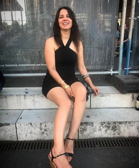 Fatma Mittler Solak star pretty pictures