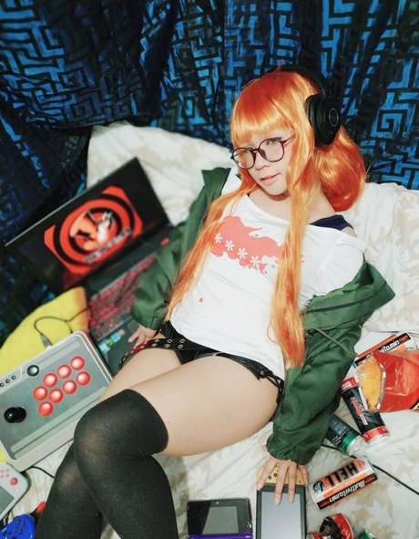 Succuniku pornstar naked picture