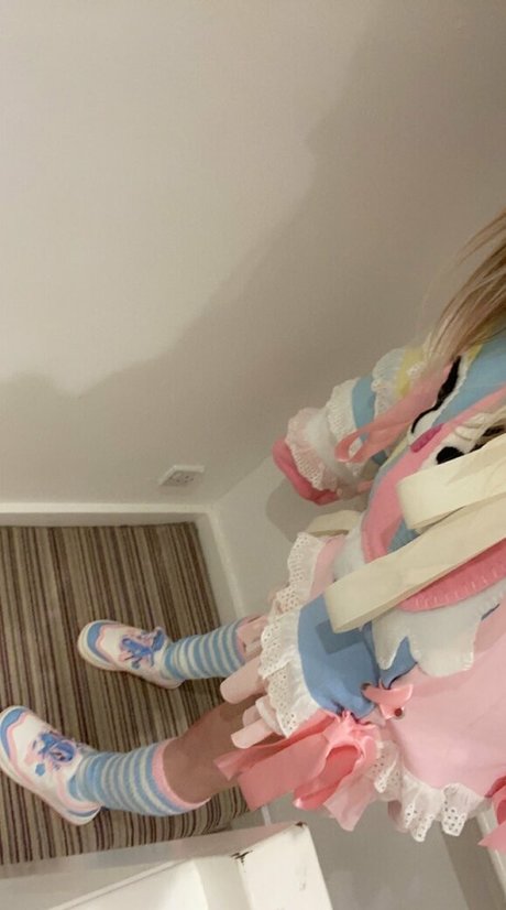 xmaddiemoonx pornographic star pic