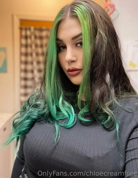 lesbian milf onlyfans free porn photo